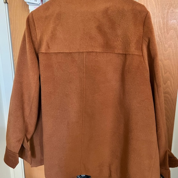 Tan jacket - Picture 6 of 6